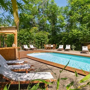 2* Couette-café D'hôtes Au Jardin Des Saveurs